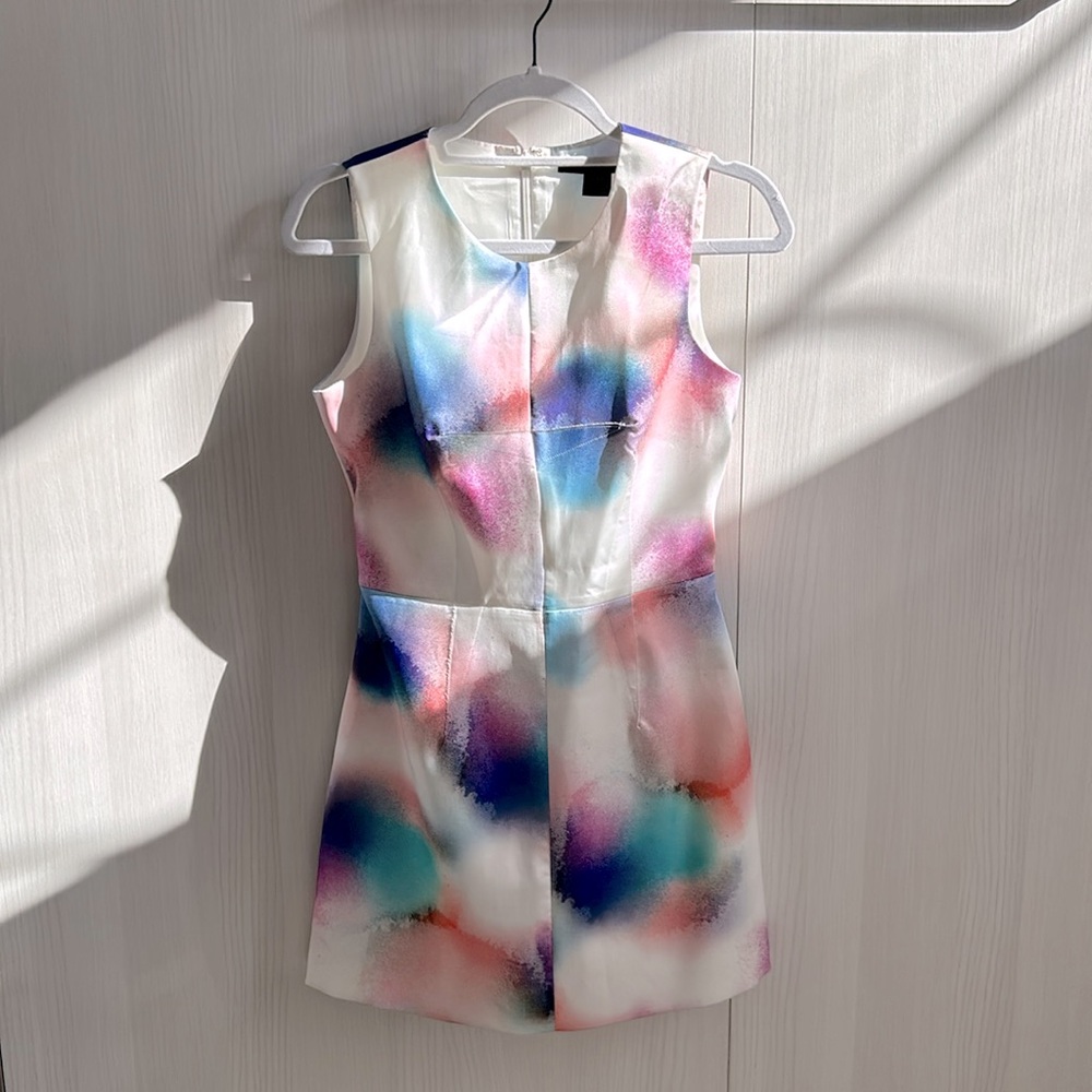 Abstract structured airbrushed French connection mini dress fully lined size 4